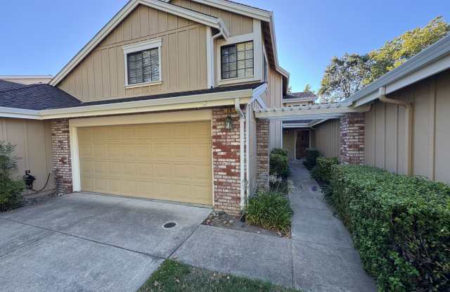 Danville Brookview Duet Townhouse 4 Br., 2.5 Ba. - Close to great schools  Blackhawk Plaza photos photos