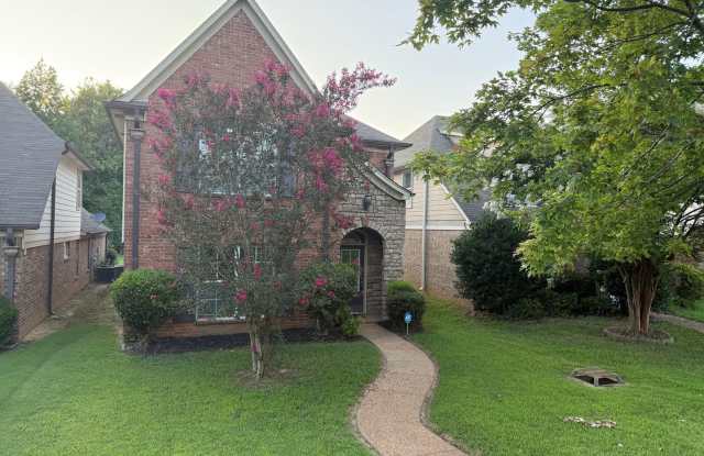 ADORABLE TWO STORY HOME IN GREAT LOCATION! photos photos