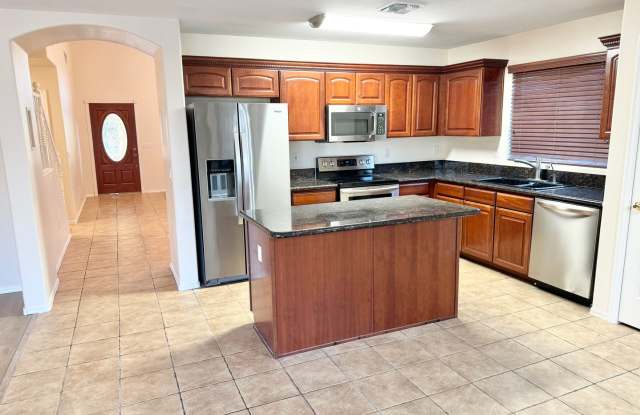 Beautiful 5 Bedroom + Loft Two Story Home in Phoenix! Private Pool  Pool Service Included photos photos