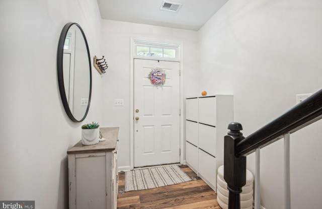 5419 CHIEFTAIN CIRCLE Gallery 3