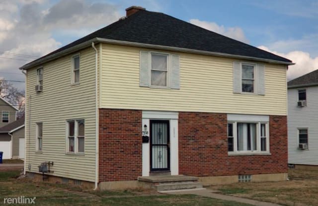 1360 E 25th Ave - 1360 Twenty-Fifth Avenue, Columbus, OH 43211