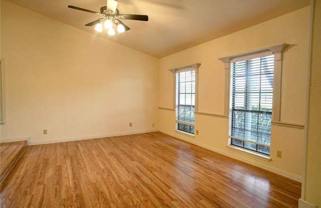 1505 Mullins Drive Gallery 4