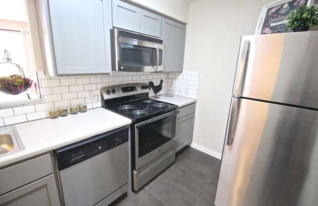3928 Warwick Boulevard Gallery 4