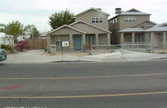 525 E MOUNTAIN VIEW RD - 525 East Mountain View Road, Phoenix, AZ 85020