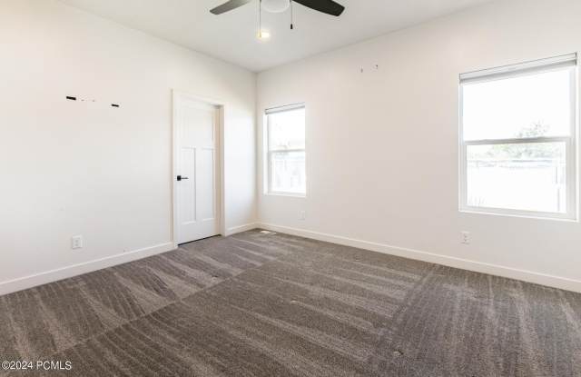 4261 S Steele Creek Court Gallery 4