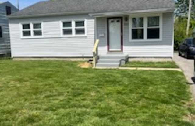 Beautiful 3 Bedroom 1 Bathroom Home photos photos