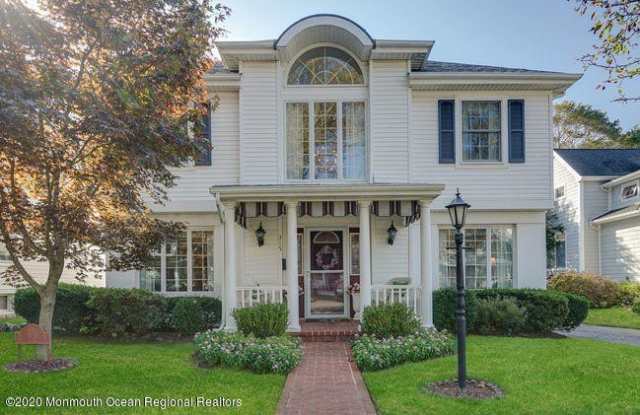315 Tuttle Avenue photos photos