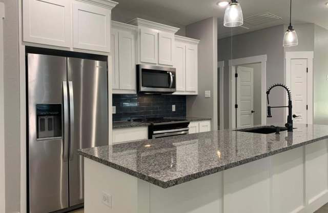 727 E Gandy Street photos photos