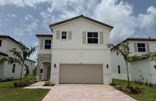 2659 SE 24th Dr Southeast 24th Drive - 2659 Southeast 24th Street, Homestead, FL 33035