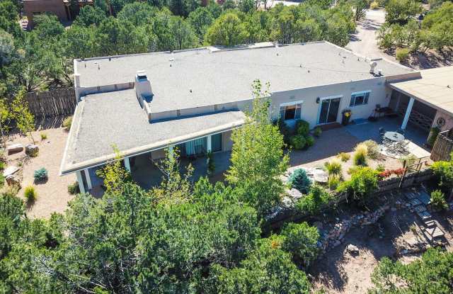 1041 Mansion Ridge Road - 1041 Mansion Ridge Road, Santa Fe, NM 87501