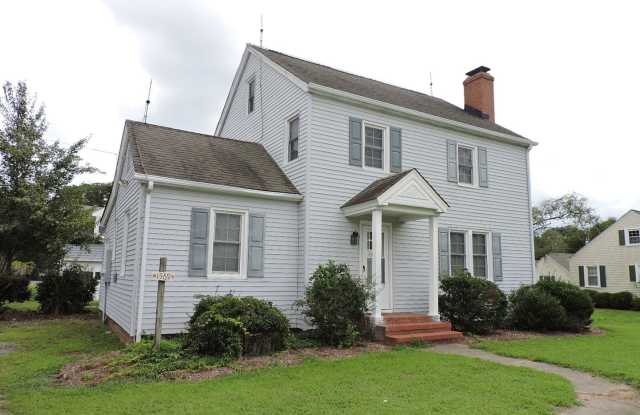 Call Linda 804-642-2106 or linda@vacosold.com Gallery 1