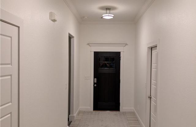 1918 S Garland Avenue Gallery 4