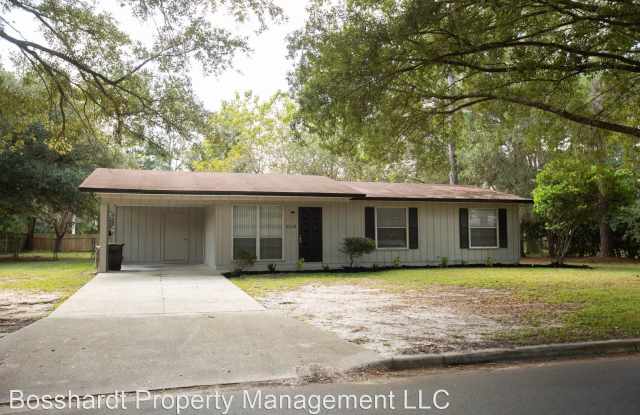 2807 NW 54th Avenue - 2807 Northwest 54th Avenue, Gainesville, FL 32653