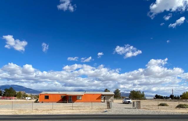 GREEN BEE RANCHOS - Barney St. photos photos GREEN BEE RANCHOS - Barney St. photos photos