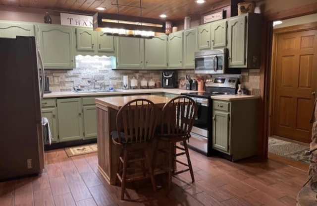 166 Fox Shadow Lane photos photos
