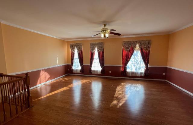 43692 PHELPS TERRACE Gallery 2