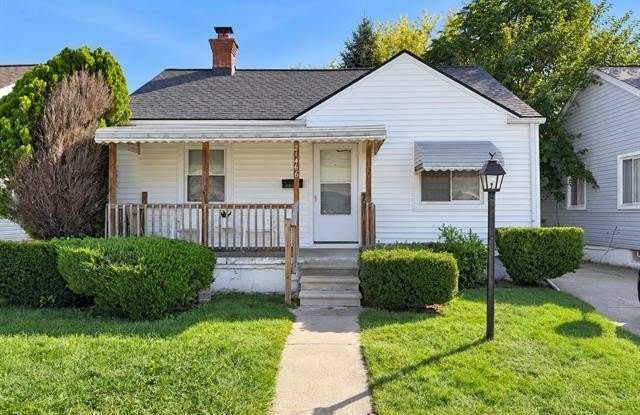 21466 Blackmar Avenue Gallery 1