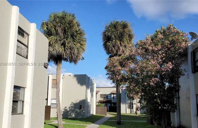 10020 NW 9th St Cir Gallery 2
