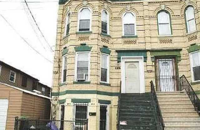 488 Jerome Street - 1 photos photos
