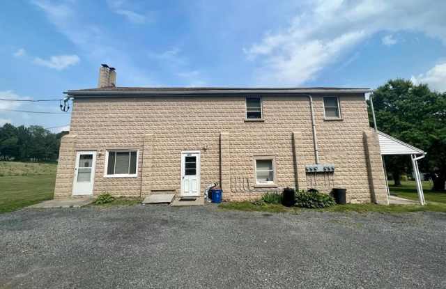 1695 Solomon Run Road Gallery 1