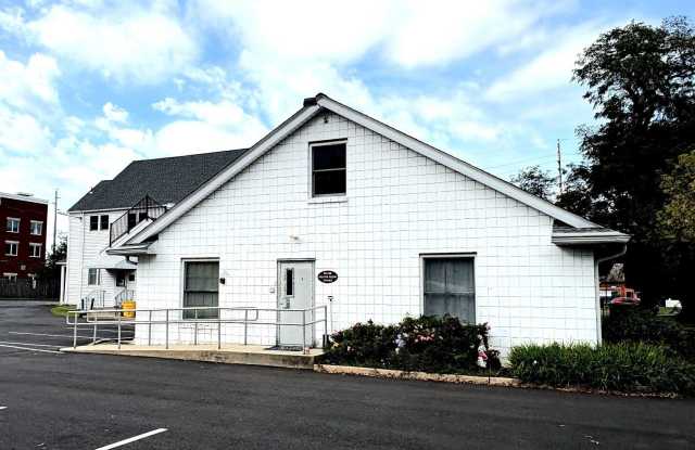 2020 BRUNSWICK Avenue Gallery 2