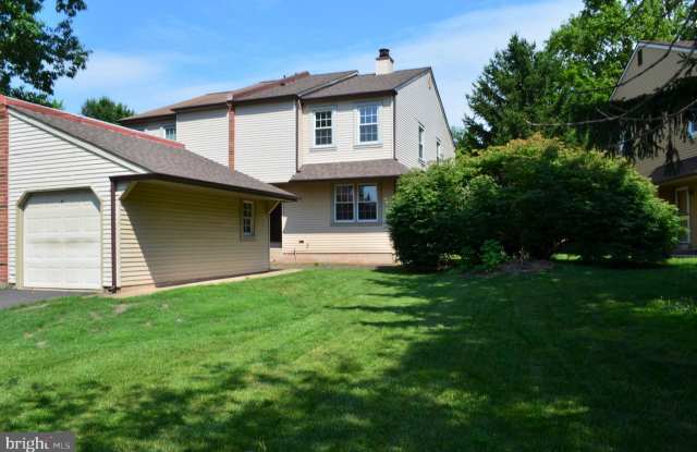9 SANDY RIDGE DRIVE - 9 Sandy Ridge Drive, Doylestown, PA 18901
