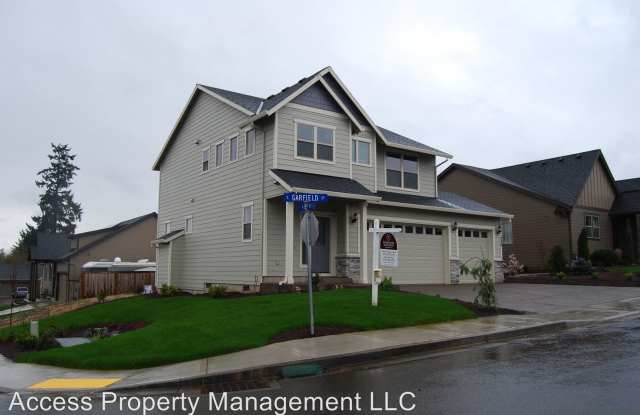 752 E Garfield - 752 E Garfield St, Carlton, OR 97111