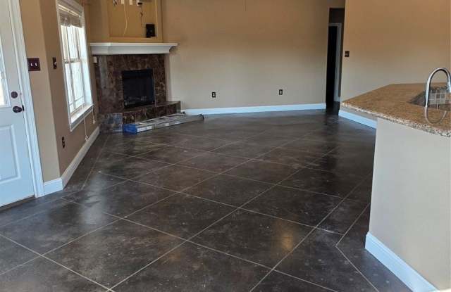 233 Peach Blossom Drive Gallery 4