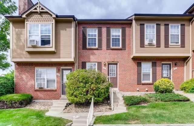 Beautiful 3 bed/2 bath Louisville Townhome - 367 Pheasant Run, Louisville, CO 80027