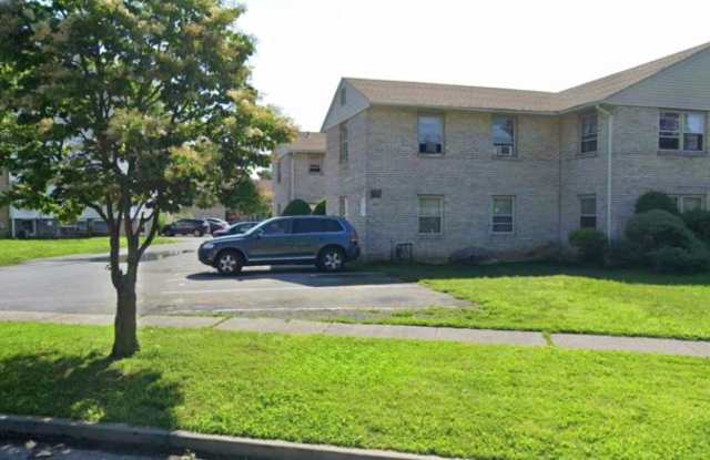 96 South Hamilton Street - #B8 Gallery 1