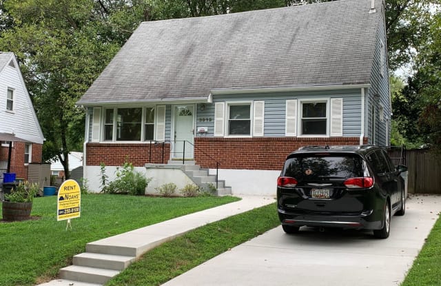3919 LANTERN DRIVE - 3919 Lantern Drive, North Kensington, MD 20902