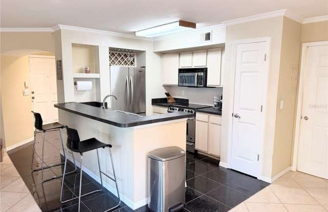 8516 ISLAND BREEZE Lane Gallery 2