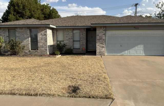 4407 Fairbanks Dr Gallery 1