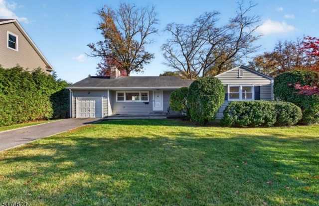 39 Fieldstone Dr Gallery 1