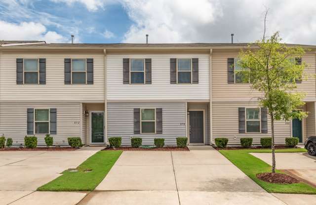 Wonderful 3 BR Townhome in North Durham! Available Now! Move in Special! - 890 Saratoga Drive, Durham, NC 27704