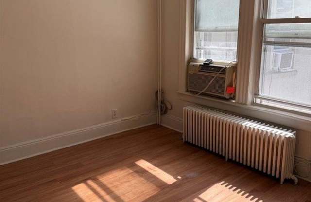 1650 John Street Gallery 4