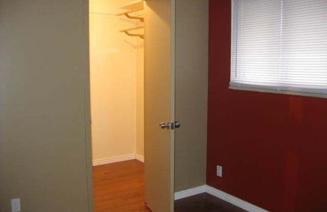 12494 Edwards Pl. Gallery 3