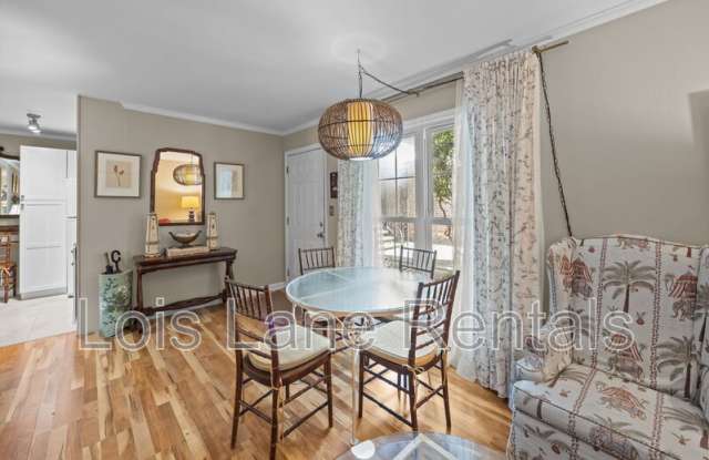 874 Colony Drive, #B16 Gallery 2