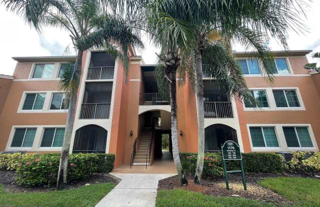 ANNUAL RENTAL - RESERVE AT NAPLES 2 BED / 1 BATH - 1170 Reserve Way, Collier County, FL 34105 ANNUAL RENTAL - RESERVE AT NAPLES 2 BED / 1 BATH - 1170 Reserve Way, Collier County, FL 34105