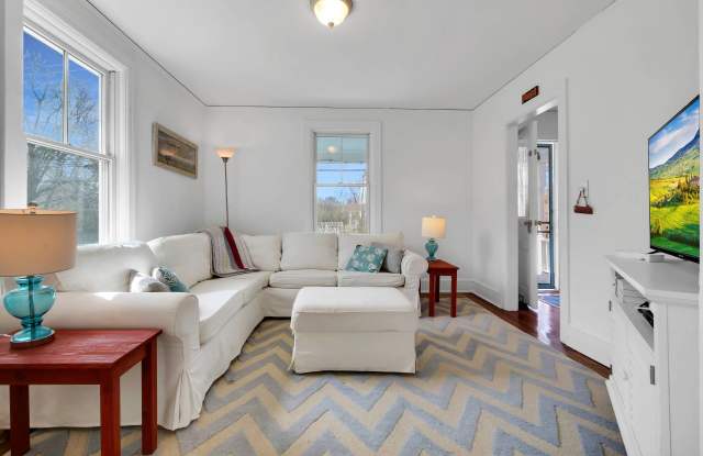 64 David Whites Lane Gallery 4