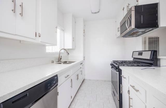 1848 12th St. photos photos