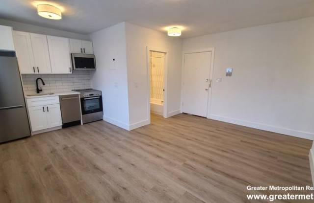 740 E 7th photos photos
