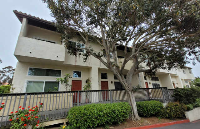 LA JOLLA - La Jolla Village Tennis Club- Nice 2 Bedroom / 2.5 Bath Townhome. AVAILABLE NOW! photos photos