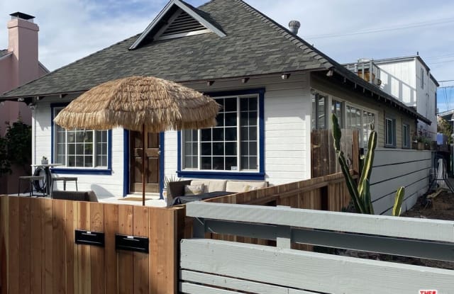 31 24TH AVE - 31 24th Avenue, Los Angeles, CA 90291