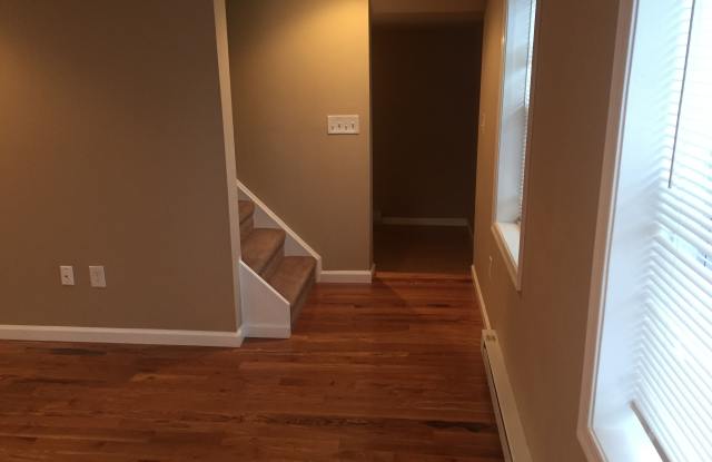5665 Sullivan Trail Gallery 3