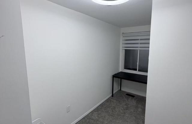 3470 Plumtree Drive Gallery 2