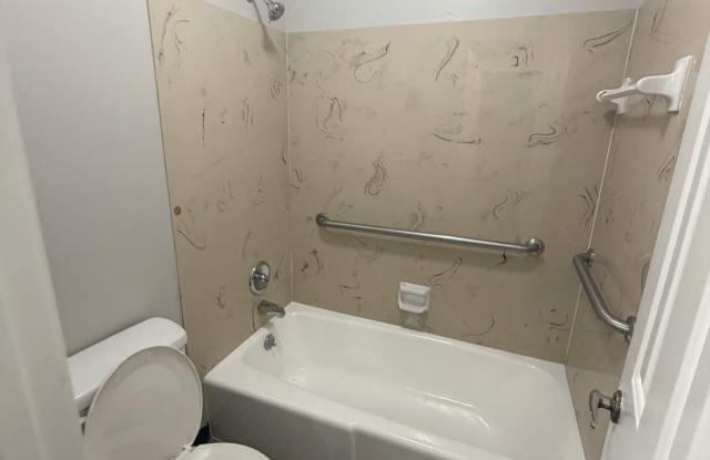 2175 Burlingate Drive Gallery 2