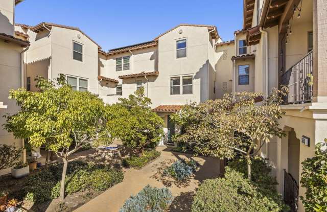 569 E Montecito Street photos photos