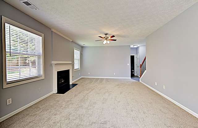 403 Park Creek Trce Gallery 4