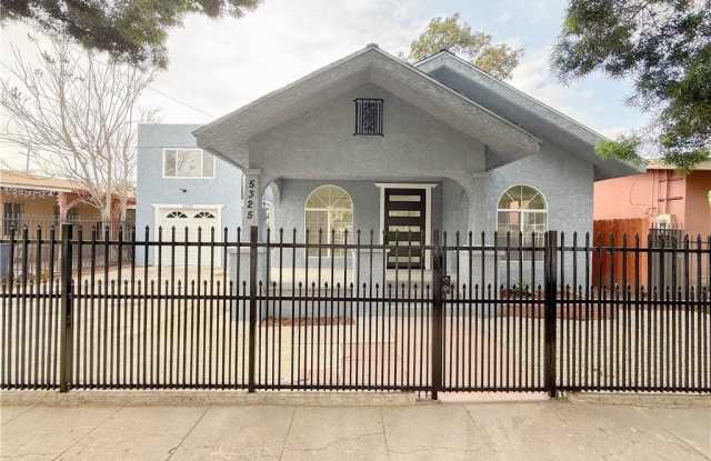 5325 Latham photos photos